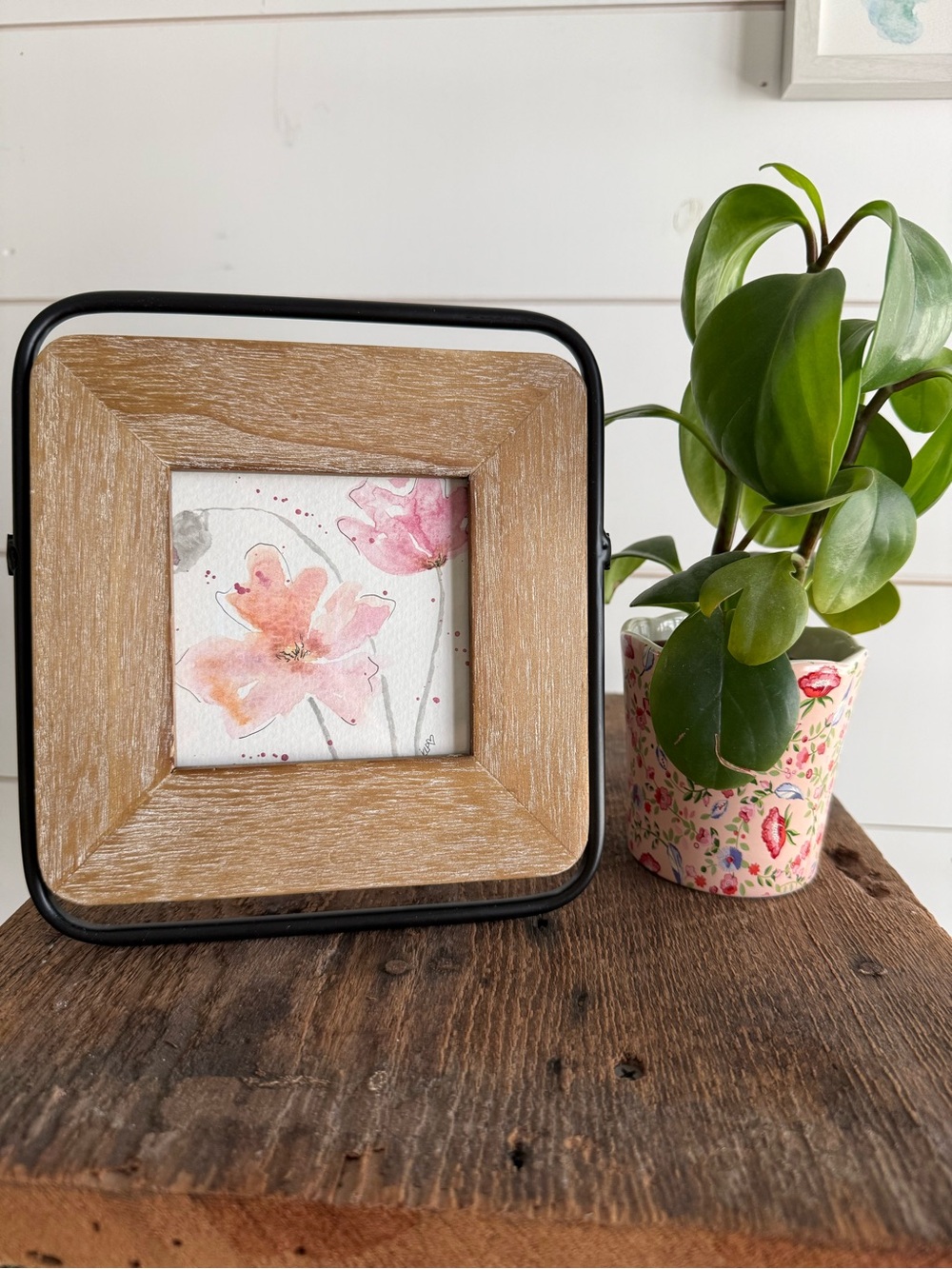 Hand crafted watercolor orignial in 4x4 wooden frame - Picture 1 of 5